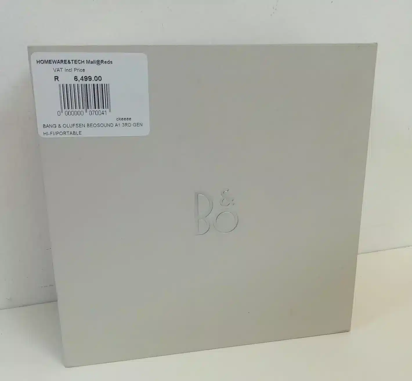 Bang and Olufsen Beosound A1 sealed box with store price sticker