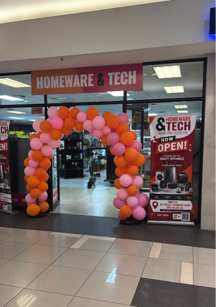 Mall@Reds storefront with balloon arch